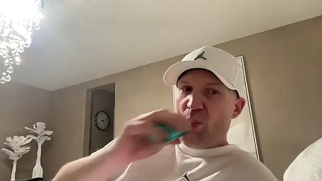 Naughty Ken Barbie-69 online show from March 12, 11:12 pm