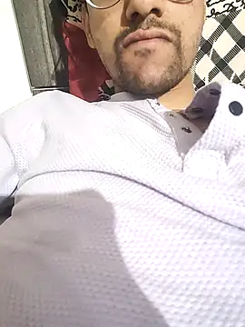 Lucy8992 4u online show from April 11, 3:15 pm