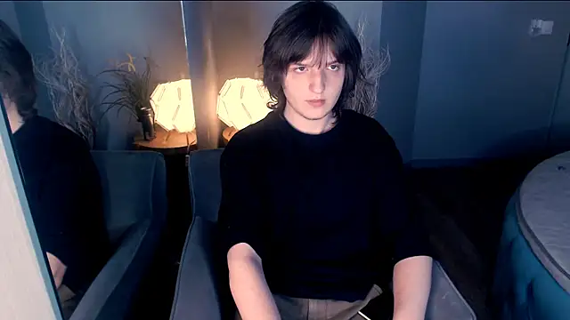 delalex online show from June 1, 12:33 am