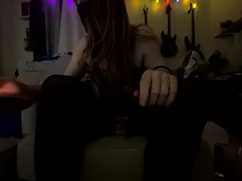 Krystlecloudz001 online show from March 15, 12:35 pm