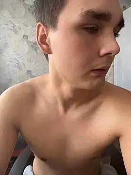 MikkyDo online show from March 21, 9:47 am