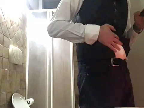 saber910 online show from March 22, 10:37 pm