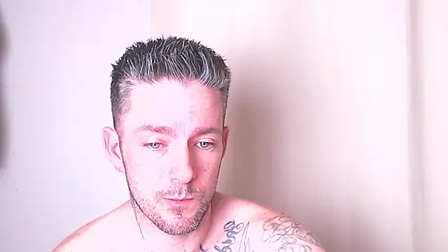 SkylarrGrey online show from March 22, 7:35 am