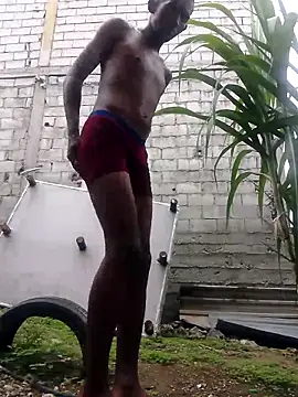 tuchokolatit0 online show from May 4, 3:47 pm