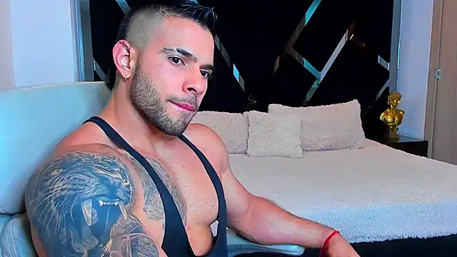Raytorres online show from May 15, 11:13 pm