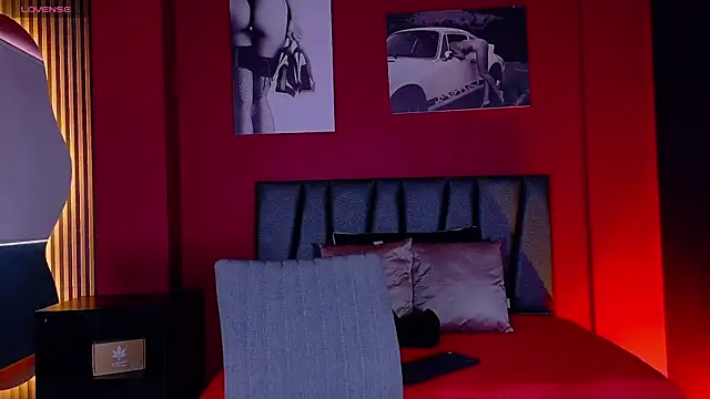 Diamondpierce online show from April 16, 8:09 pm
