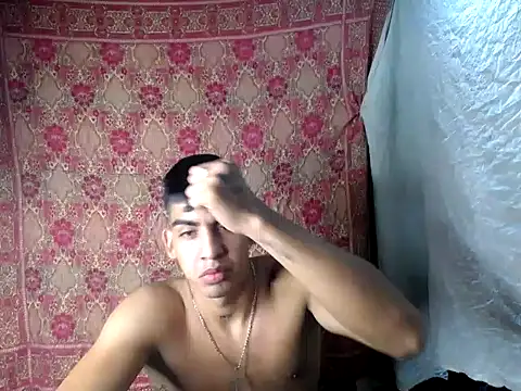 Milo LatinBoy online show from May 20, 4:41 am
