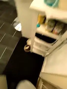 albanernrw27 online show from March 29, 10:10 pm