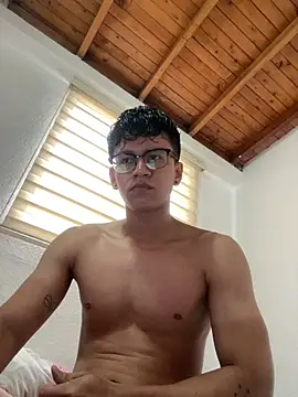 alejo09   online show from March 27, 10:00 pm