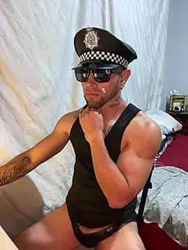 Sexmuscle17 online show from July 3, 10:34 pm