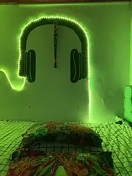 jmaxter online show from April 24, 4:48 am