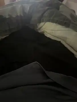 juli42000 online show from April 8, 5:11 pm