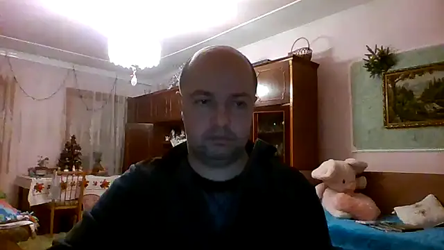 Snapshot of Luceriusbigass chatting on December 28, 10:58 am Luceriusbigass online show from December 28, 10:58 am