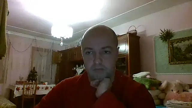 Snapshot of Luceriusbigass chatting on January 2, 4:46 pm Luceriusbigass online show from January 2, 4:46 pm