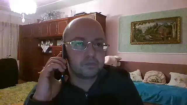 Snapshot of Luceriusbigass chatting on February 20, 4:36 pm Luceriusbigass online show from February 20, 4:36 pm