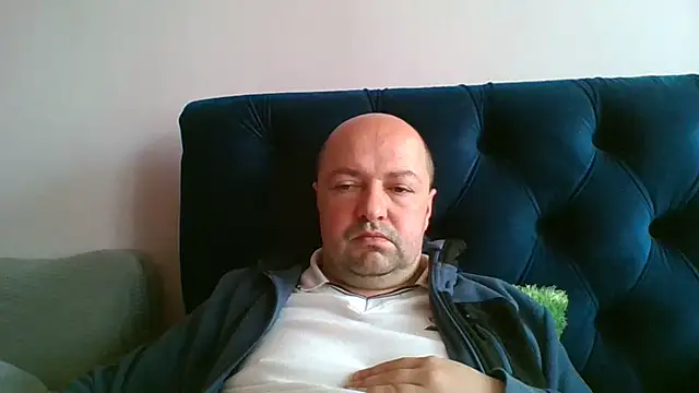 Luceriusbigass online show from May 16, 6:32 am