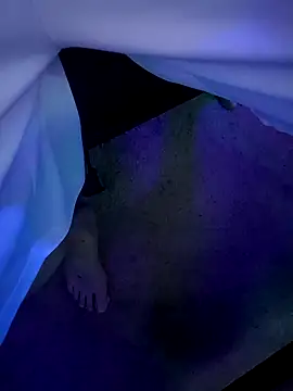 chronic vibez online show from April 8, 10:40 pm