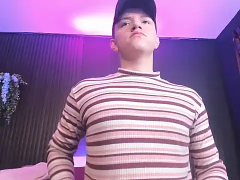 kyle jordanx online show from May 1, 4:38 am