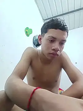 curious straight guy online show from May 26, 6:48 pm