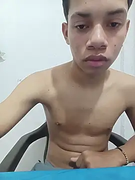 curious straight guy online show from May 30, 3:06 am
