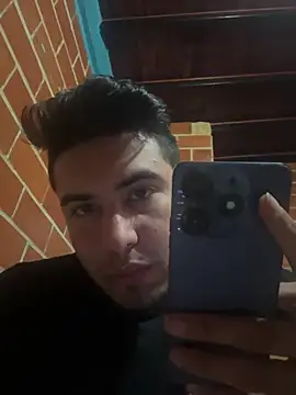 Cleiberjr online show from April 15, 5:46 pm