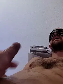 Snapshot of ifyouwant25 chatting on December 14, 4:20 pm ifyouwant25 online show from December 14, 4:20 pm