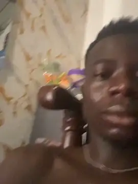 Lhommemasquer12 online show from April 19, 11:09 am