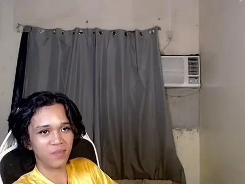 urnaughty paul online show from July 3, 5:07 pm