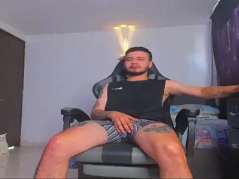 JhonE Medina online show from April 22, 6:12 pm