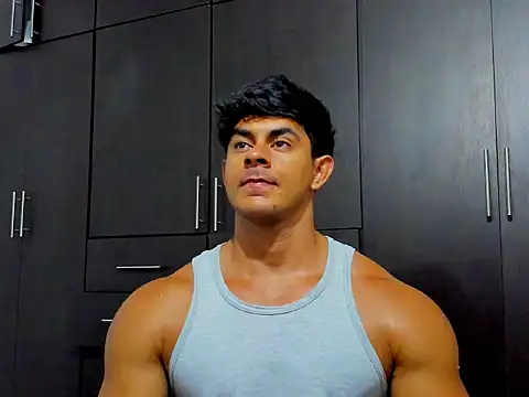 Marcus Harris  online show from July 9, 1:43 am
