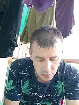 PanAlessio69 online show from May 29, 10:14 am