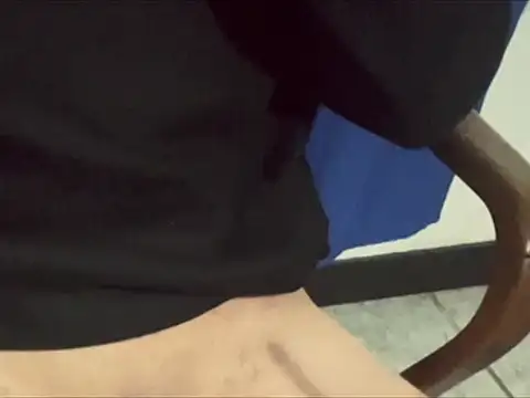 Ezeex2301 online show from April 28, 9:25 am