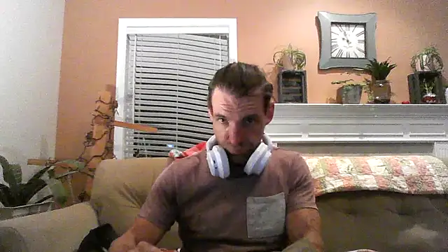 yourpersonalpeer1 online show from July 29, 4:55 am