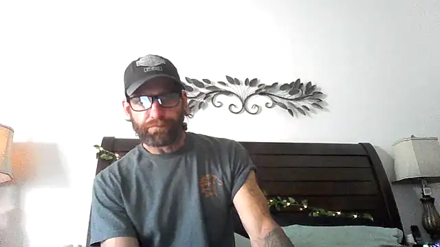 yourpersonalpeer1 online show from June 20, 7:41 pm