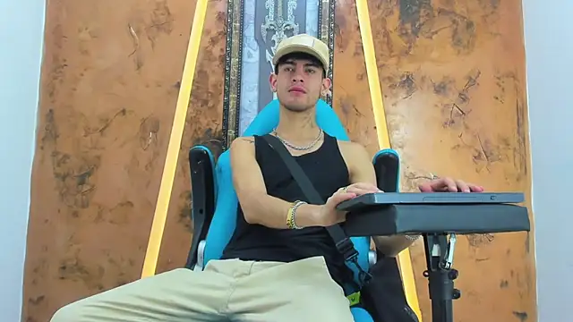 kroddy sw x online show from April 29, 3:06 pm