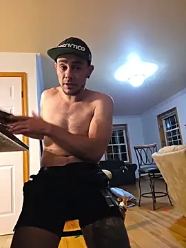 latinleo420 online show from May 19, 3:13 am