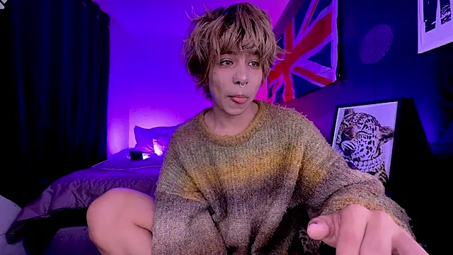 Aronn 44 online show from June 5, 11:49 am