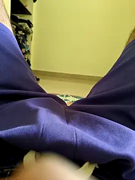 1Horny Boy1 online show from May 17, 4:42 am