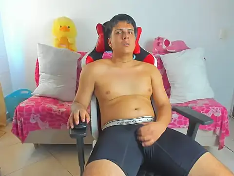 alexerdiego online show from May 15, 6:05 pm