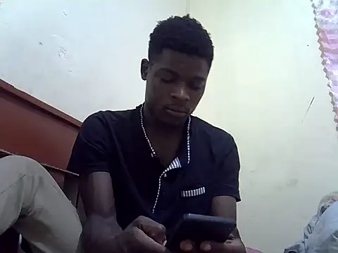 Remy-123 online show from June 17, 8:32 pm