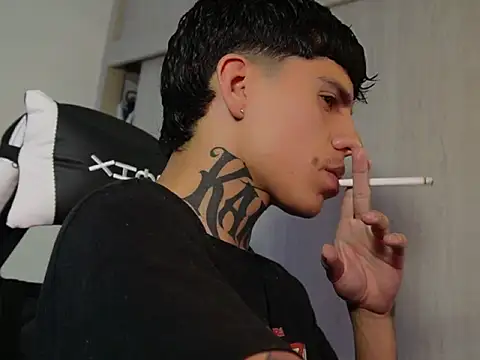 Angel Luna0 online show from May 24, 10:16 pm