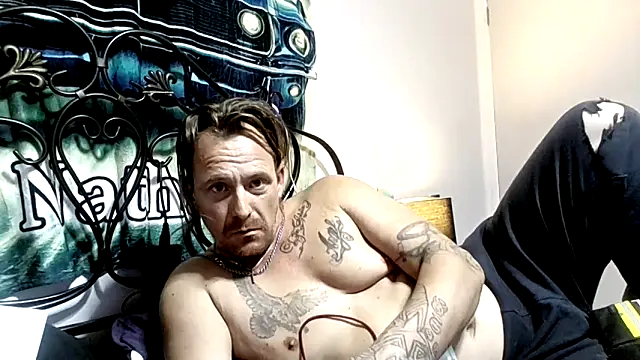 Nate85102 online show from May 20, 1:45 am