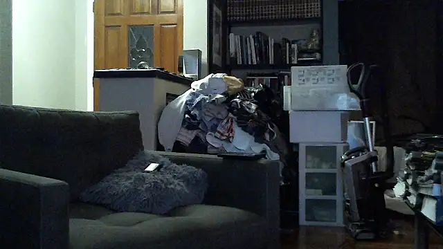 Snapshot of Clevername90 chatting on October 15, 1:57 am Clevername90 online show from October 15, 1:57 am