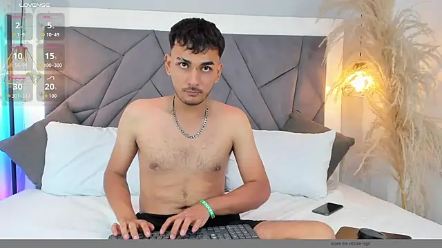 LiamBlake  online show from July 11, 5:42 am