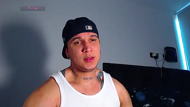 jacob lautnerr online show from July 6, 9:26 pm