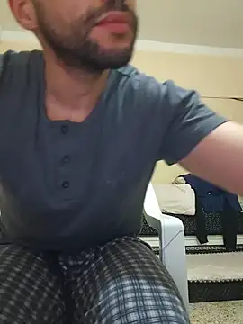 gapelover08 online show from June 8, 6:09 pm