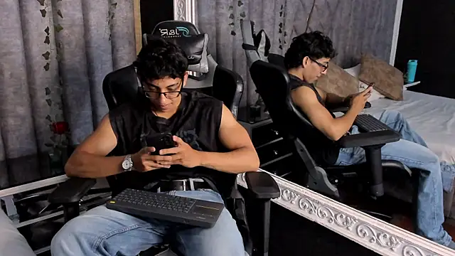 JuliaanRoss online show from July 10, 11:17 pm