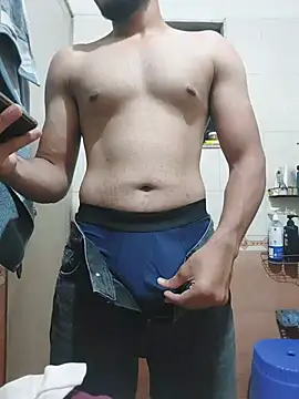 hunkfreakin online show from June 16, 6:32 pm