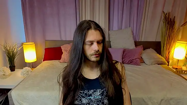 MartinnWolf online show from June 17, 1:46 pm