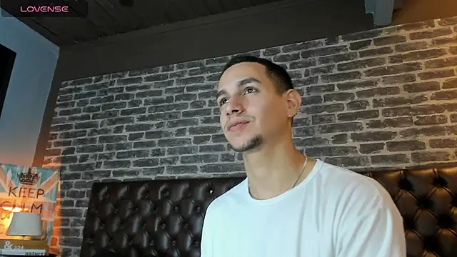 Jamexxx1  online show from June 27, 8:58 pm